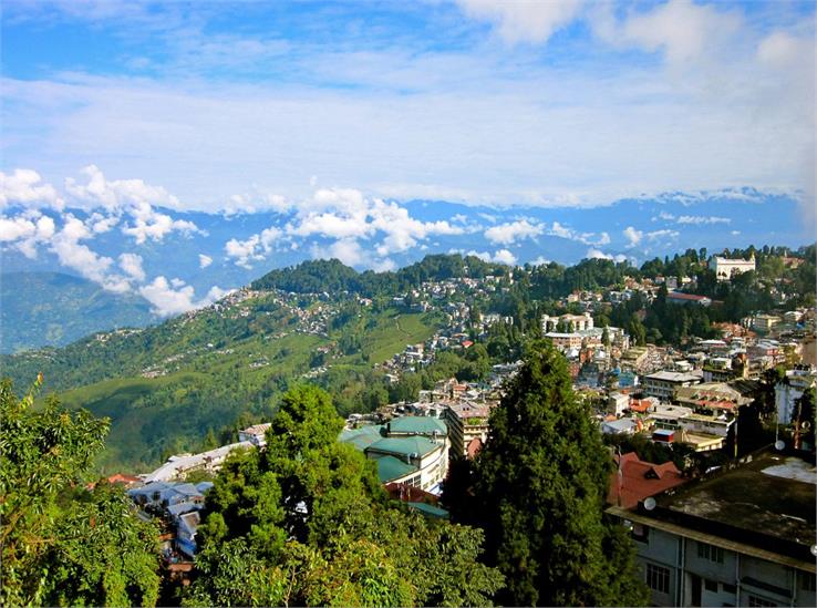 tiger hills darjeeling