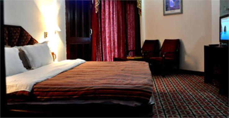 deluxe room in khajjiar