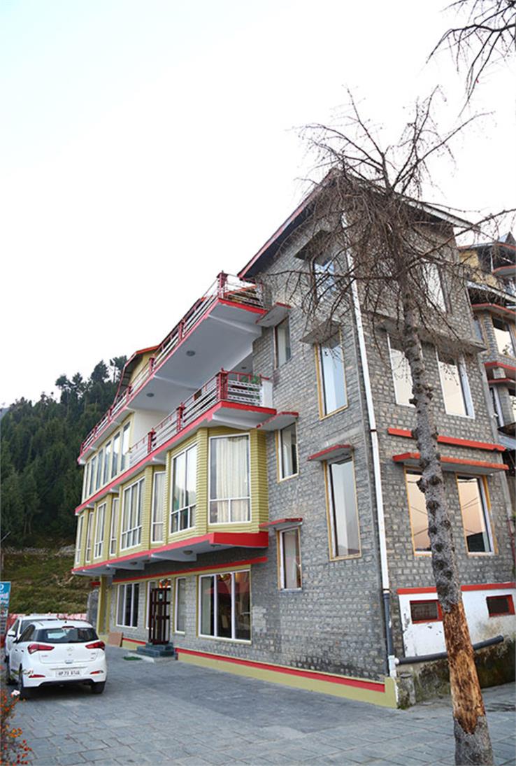 royal residency resorts in khajjiar